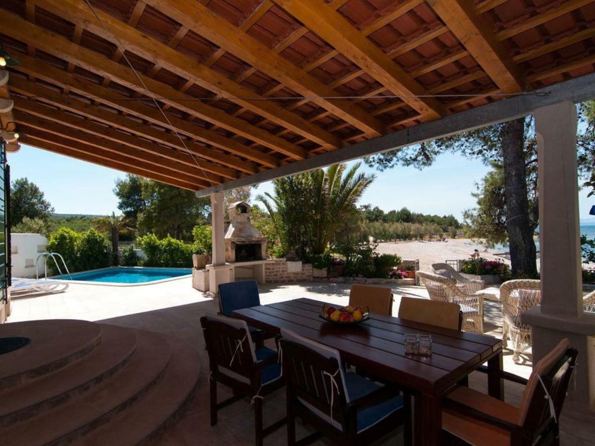 Deluxe Villa Sirena On The Beach With Pool Supetar Exterior foto